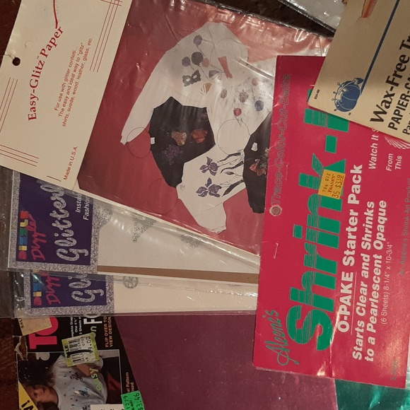 Bundle of 17 crafting/iron on transfers, etc - Picture 4 of 8